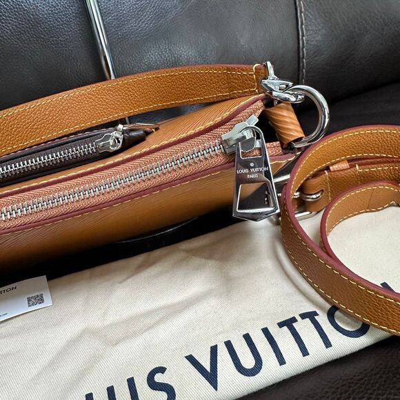 Louis Vuitton Marelle Epi Honey Gold - Picture 10 of 15